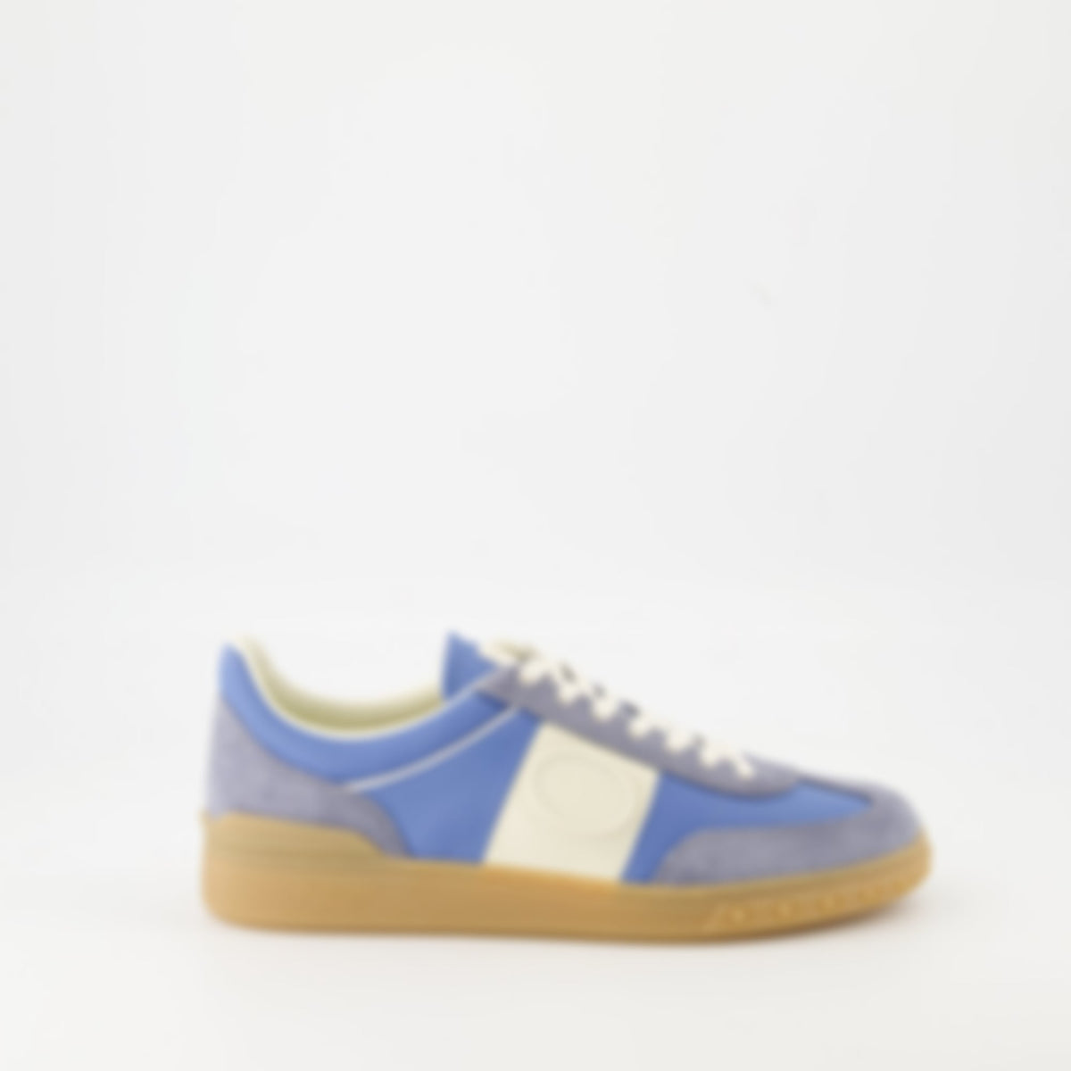 UpVillage Sneakers