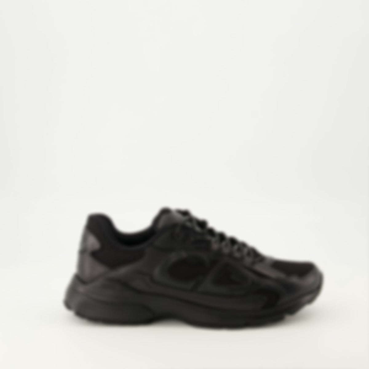 B30 Black Sneakers